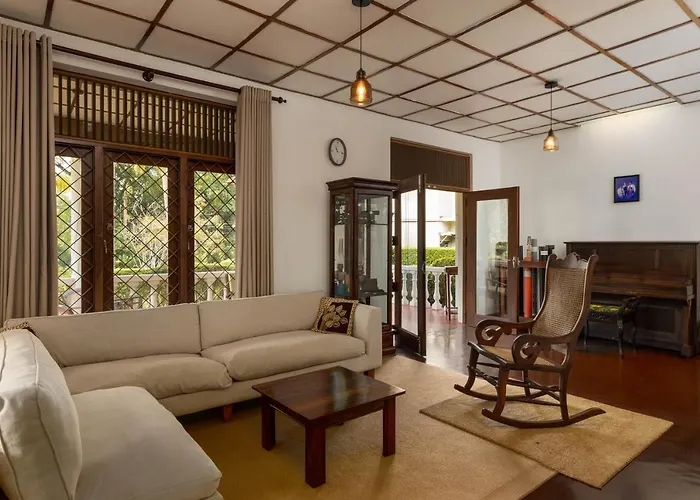Surveyor'S Residence Bungalow